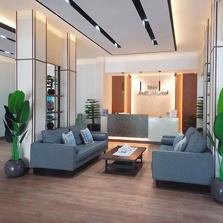 Andita Syariah Hotel 수라바야 외부 사진