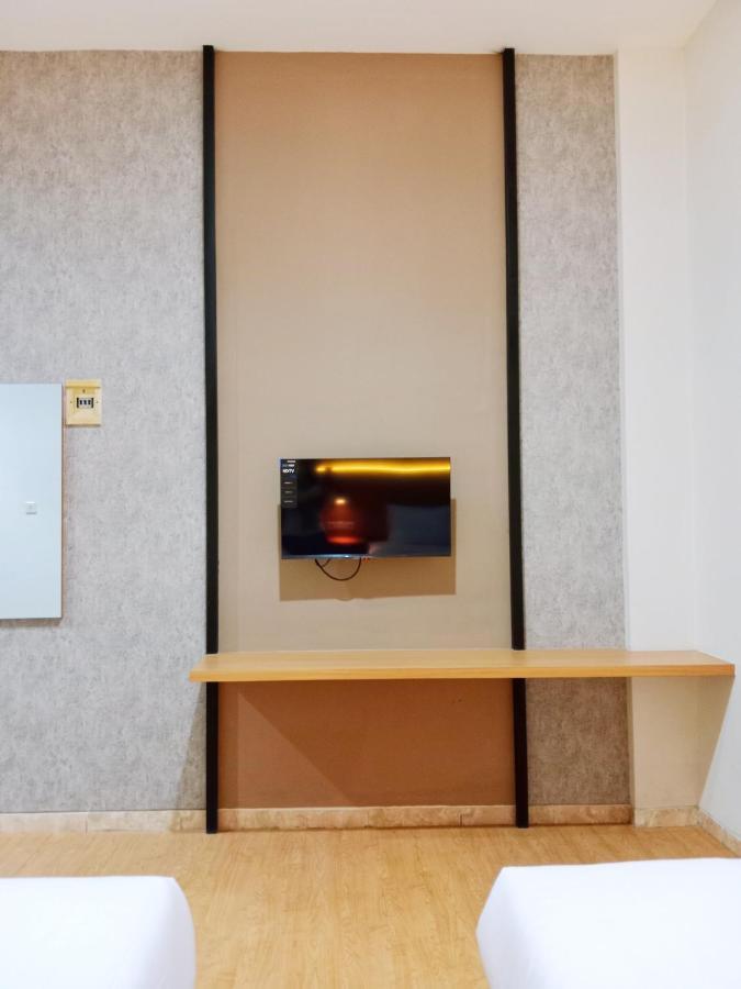 Andita Syariah Hotel 수라바야 외부 사진