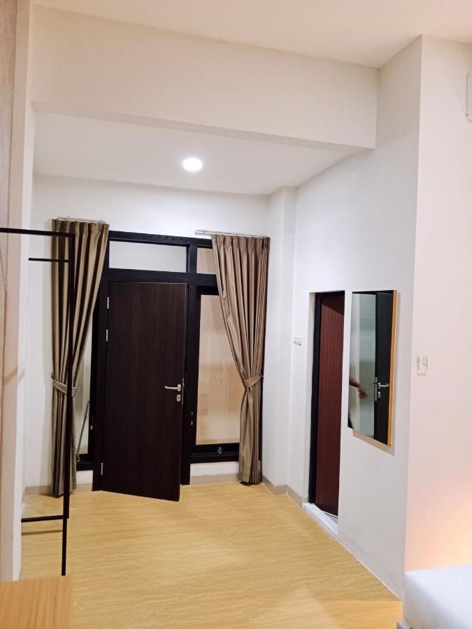 Andita Syariah Hotel 수라바야 외부 사진