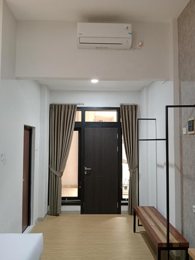 Andita Syariah Hotel 수라바야 외부 사진