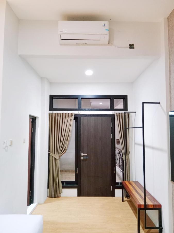 Andita Syariah Hotel 수라바야 외부 사진