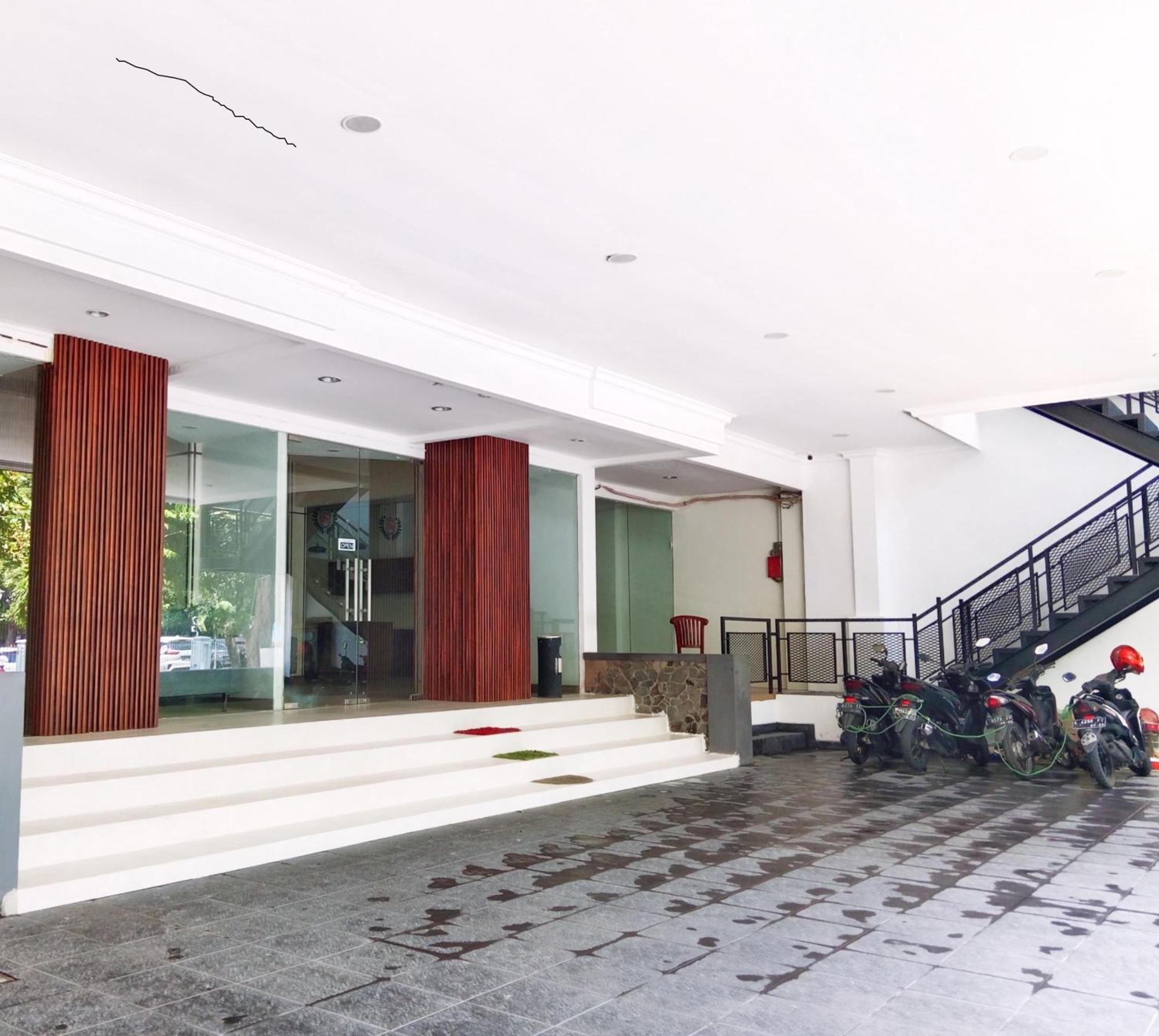 Andita Syariah Hotel 수라바야 외부 사진