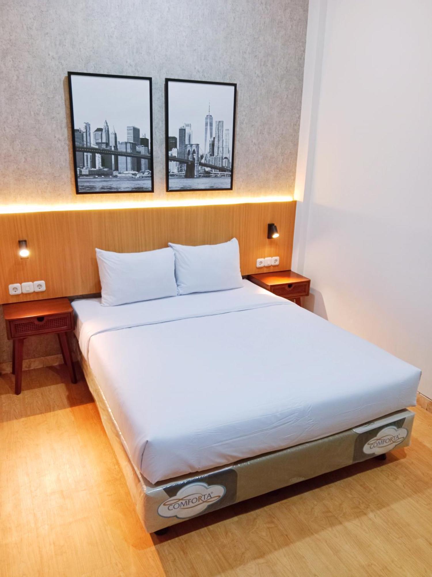 Andita Syariah Hotel 수라바야 외부 사진